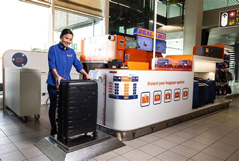 Baggage wrapping Schiphol .